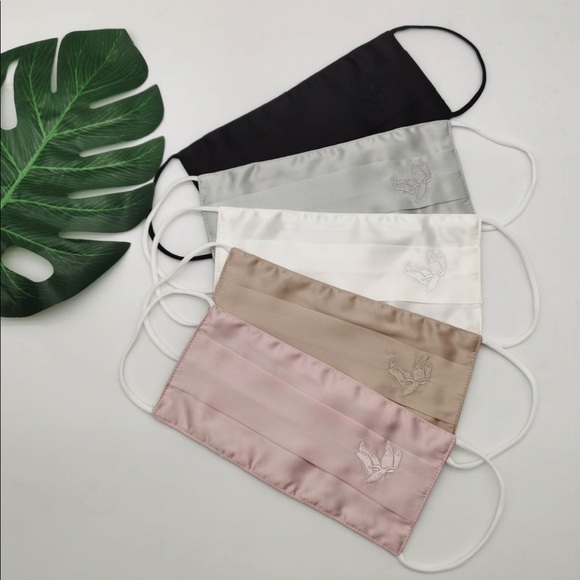 Très Silk - 100% Natural Mulberry Silk Mask - Picture 3 of 4